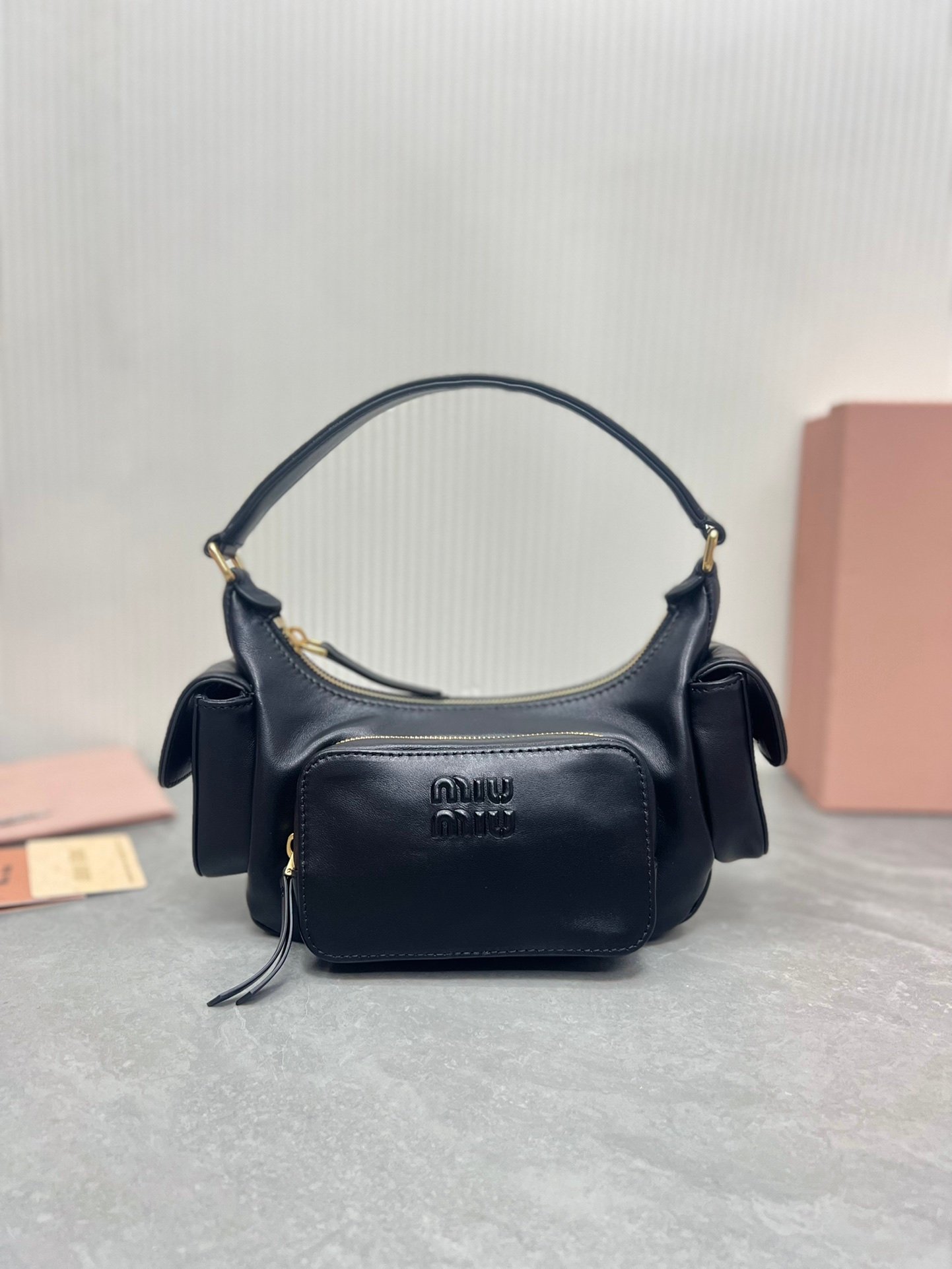 c22b2e08bf53cb7d8341ac13a5e7917d4fa26308